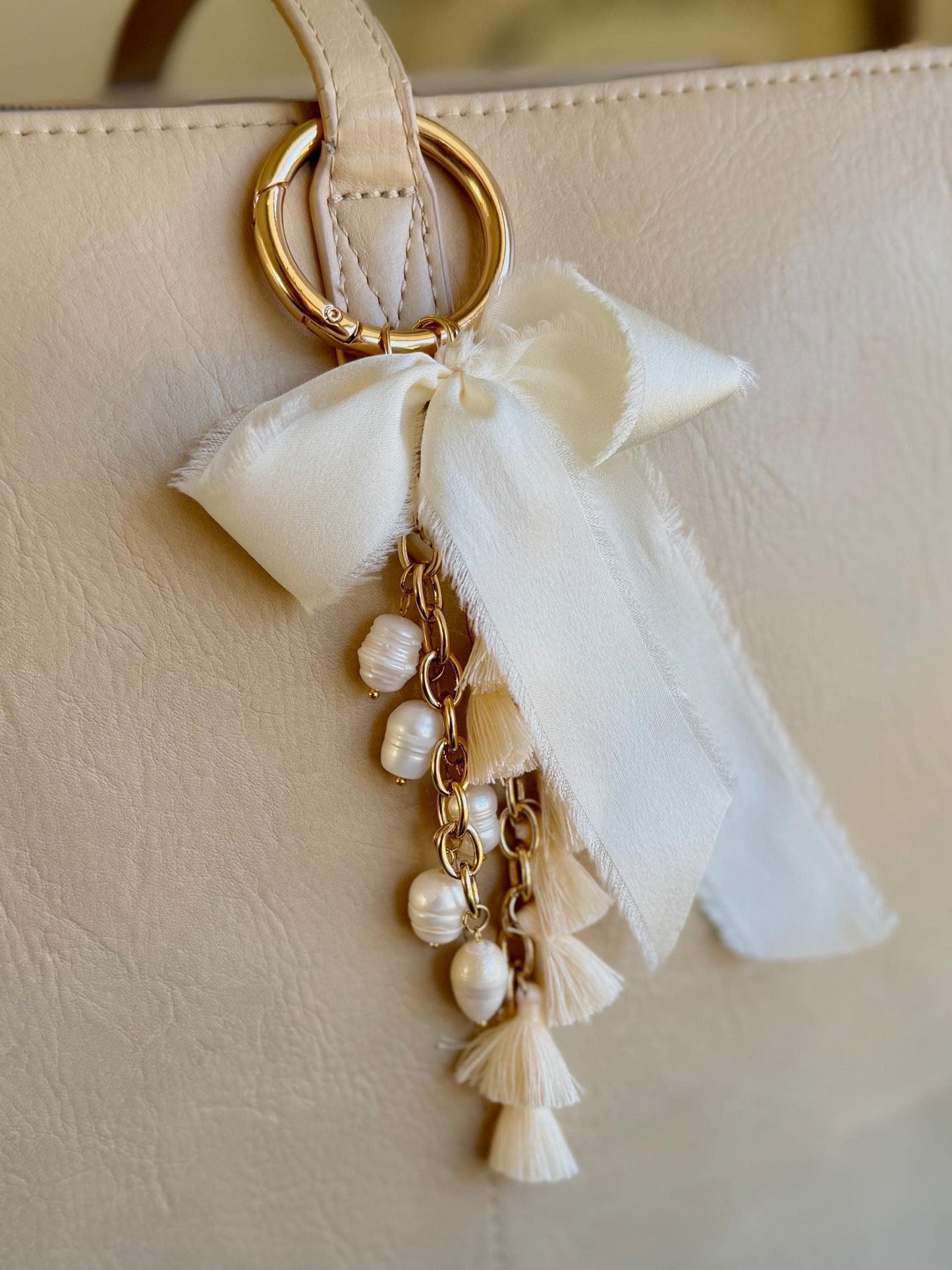 Gold Bag Charm Keychain Holder High End Bag Accessory for Bag Purse Charms For Purse Keychains for Handbag Charms Crystal Charm Key chain