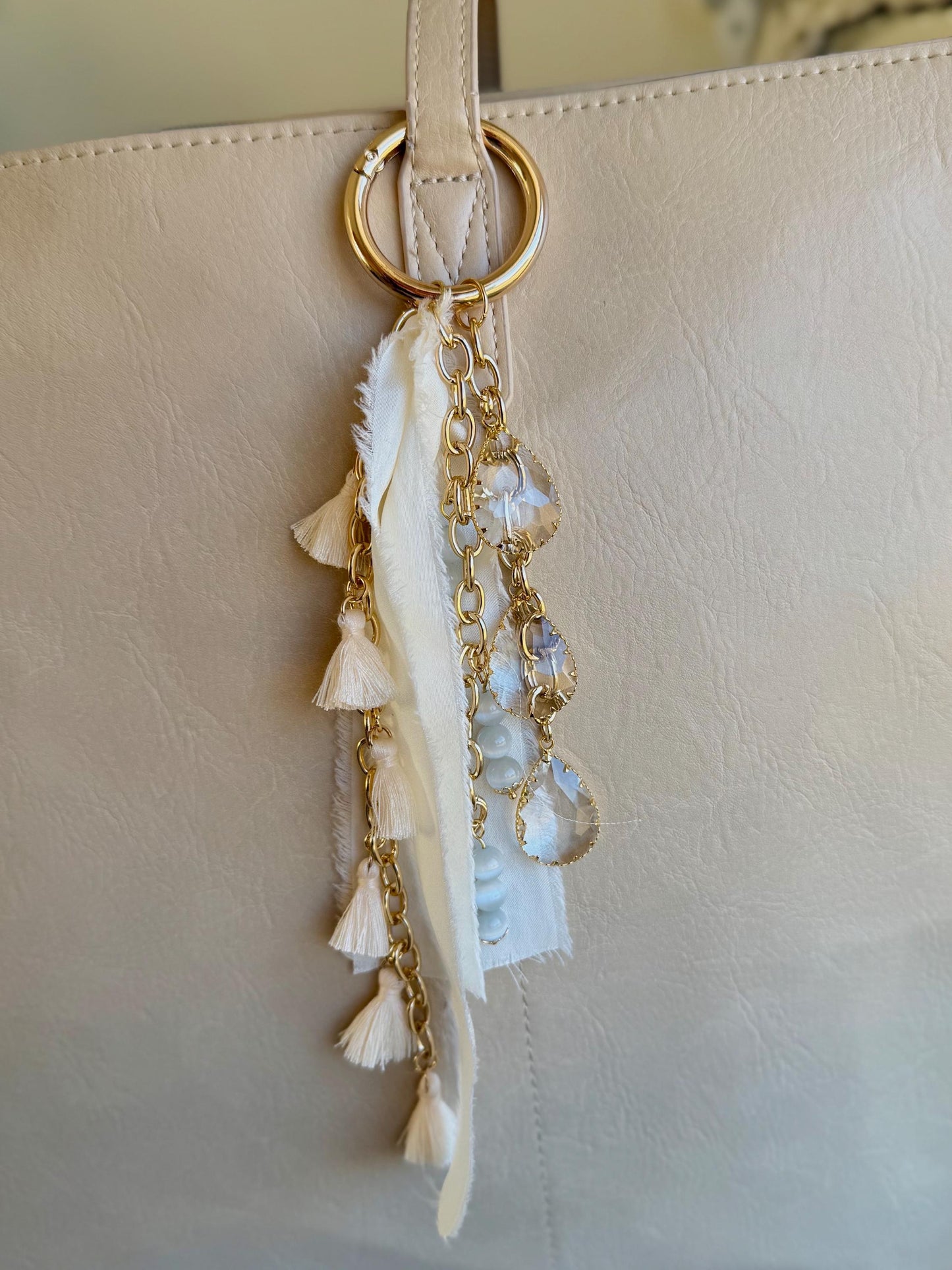 Gold Bag Charm Keychain Holder High End Bag Accessory for Bag Purse Charms For Purse Keychains for Handbag Charms Crystal Charm Key chain