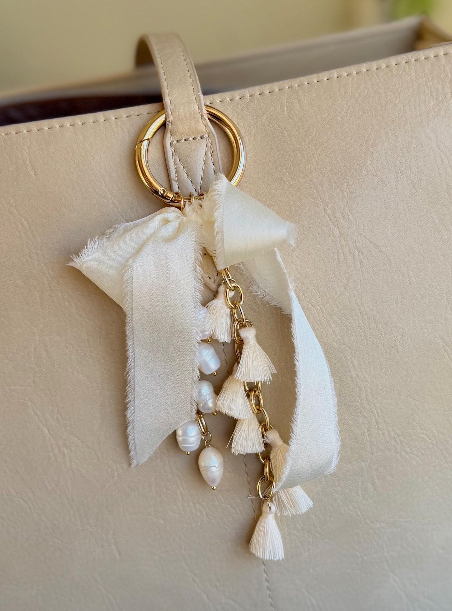 Gold Bag Charm Keychain Holder High End Bag Accessory for Bag Purse Charms For Purse Keychains for Handbag Charms Crystal Charm Key chain