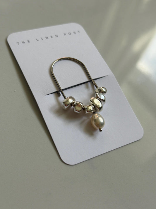 Silver Pearl & Hematite Planner Clip