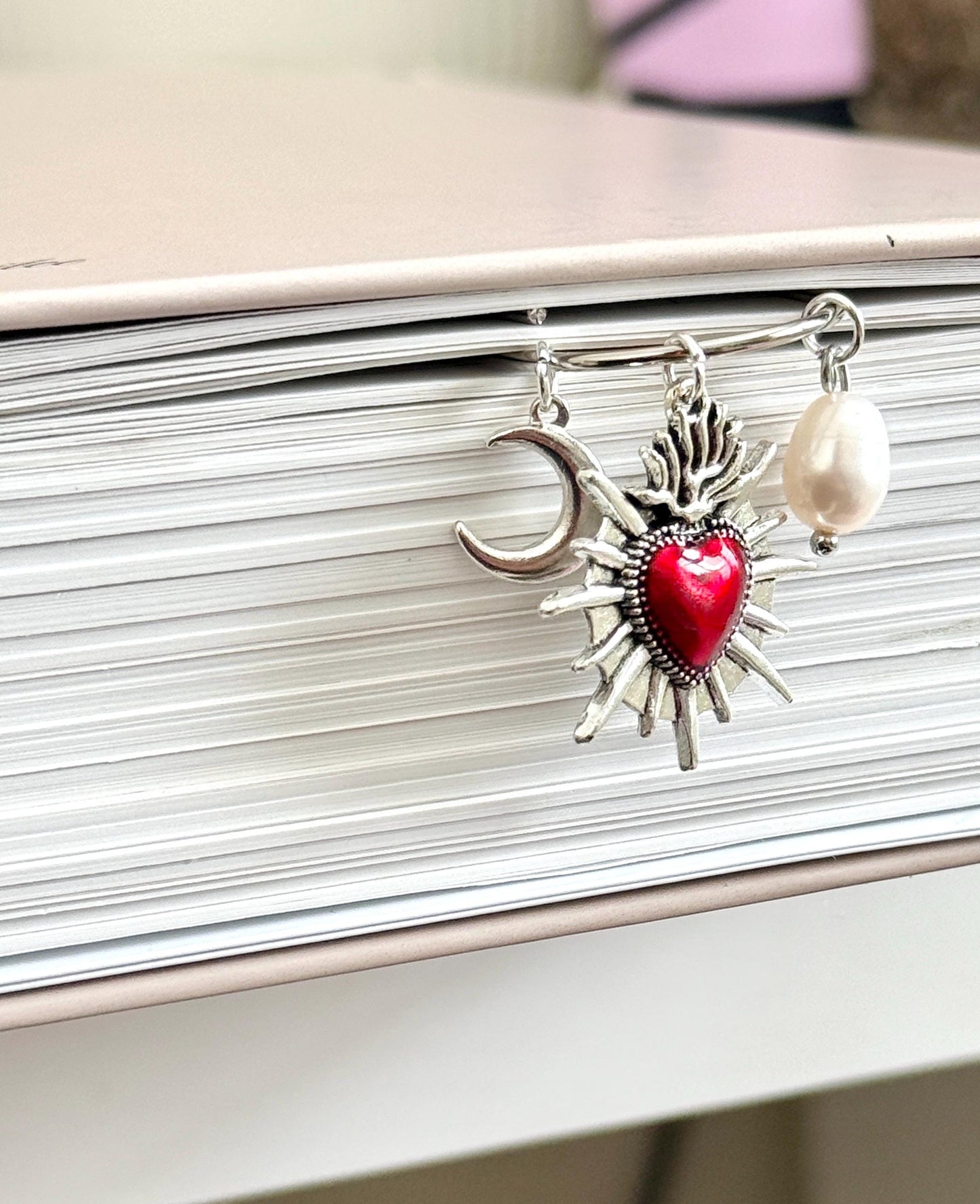 Planner Paper Clip | Gold Halloween Bookmark for Journal | Accessories | Cute Spooky Planning Accessory | Book Placeholder Charm Eye Charm