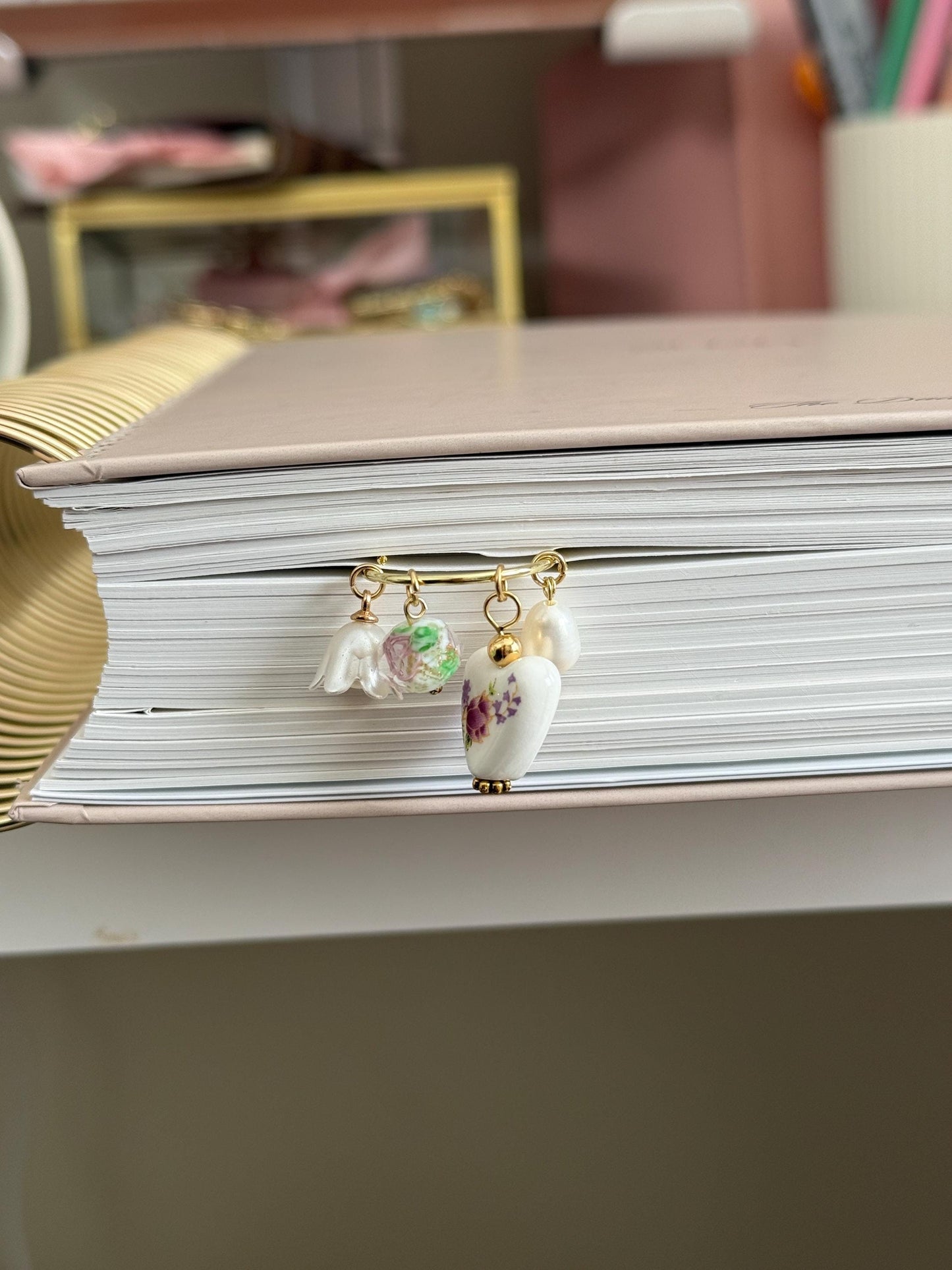 Planner Paper Clip Flower Bookmark for Journal Pink Planner Accessories Cute Adorable Planning Accessory Book Jumbo Placeholder Pearl Charm