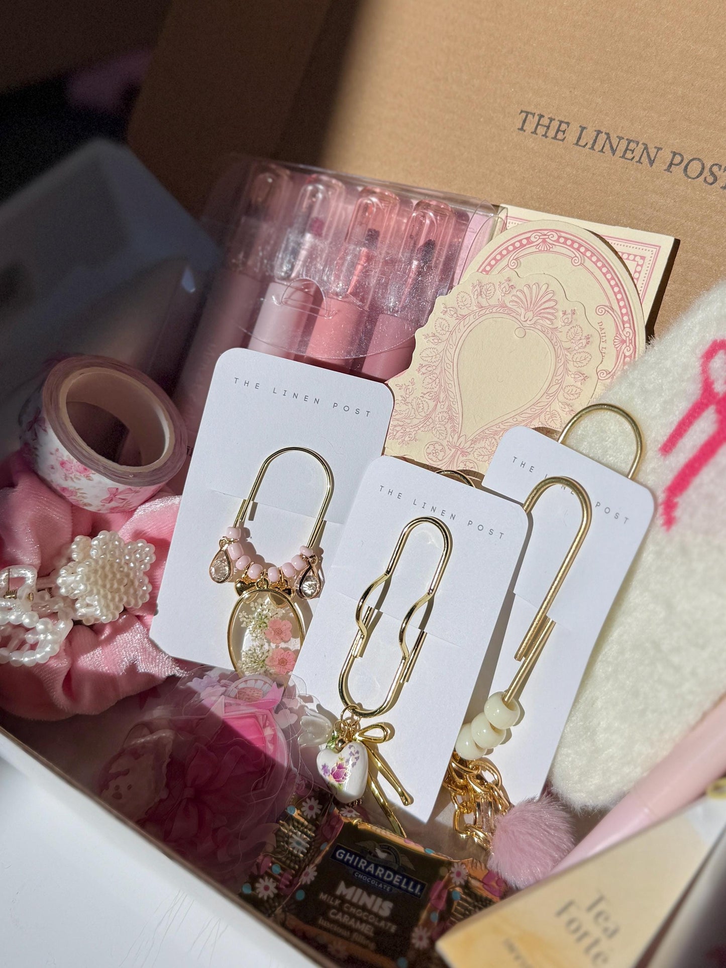 Planner Gift Box: Pink Stationery Set with Clips, Pens & Cozy Extras (Limited)