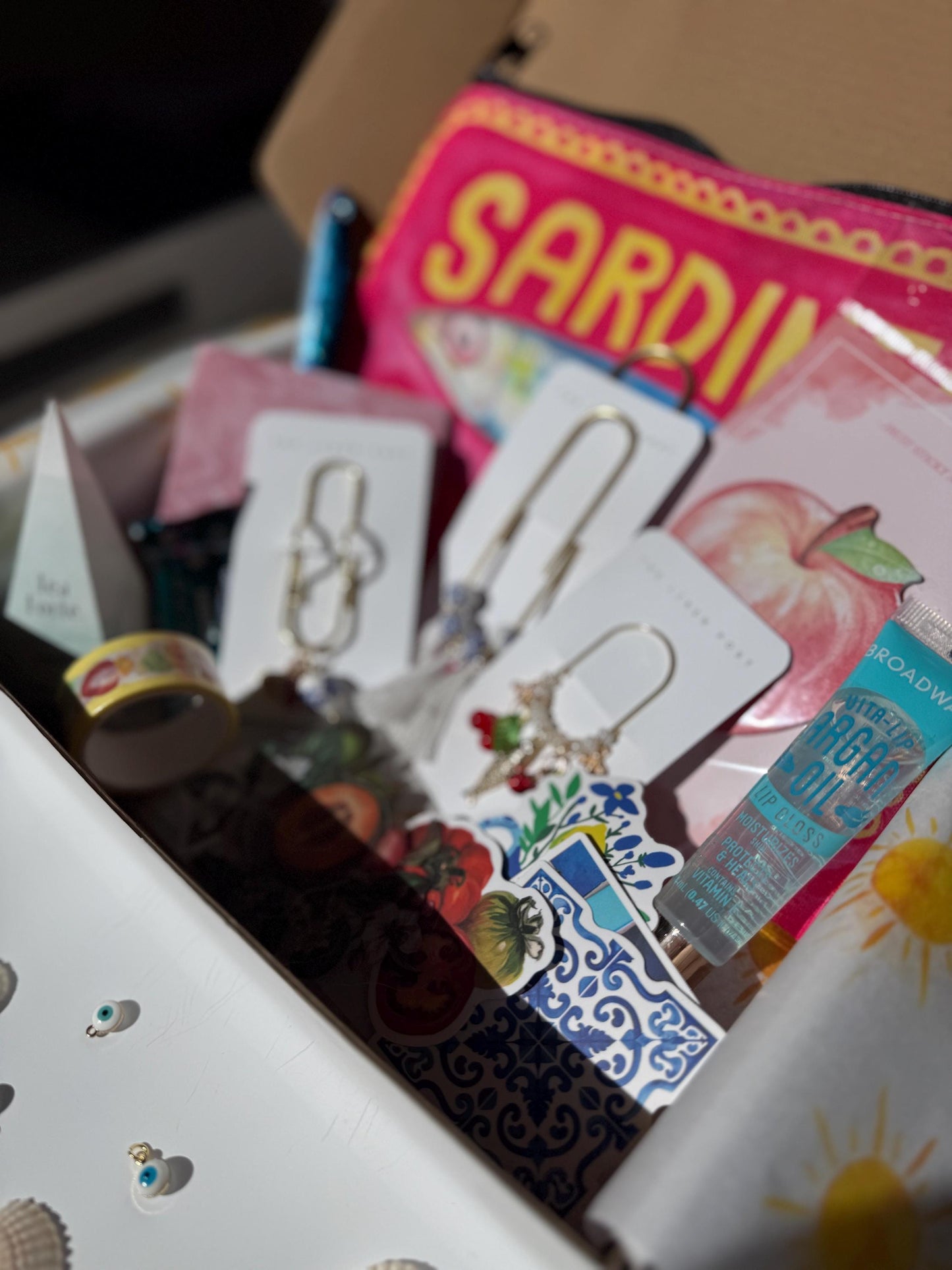 Planner Gift Box Summer Stationery Set with Clips, Pens & Cozy Extras, limited quantities
