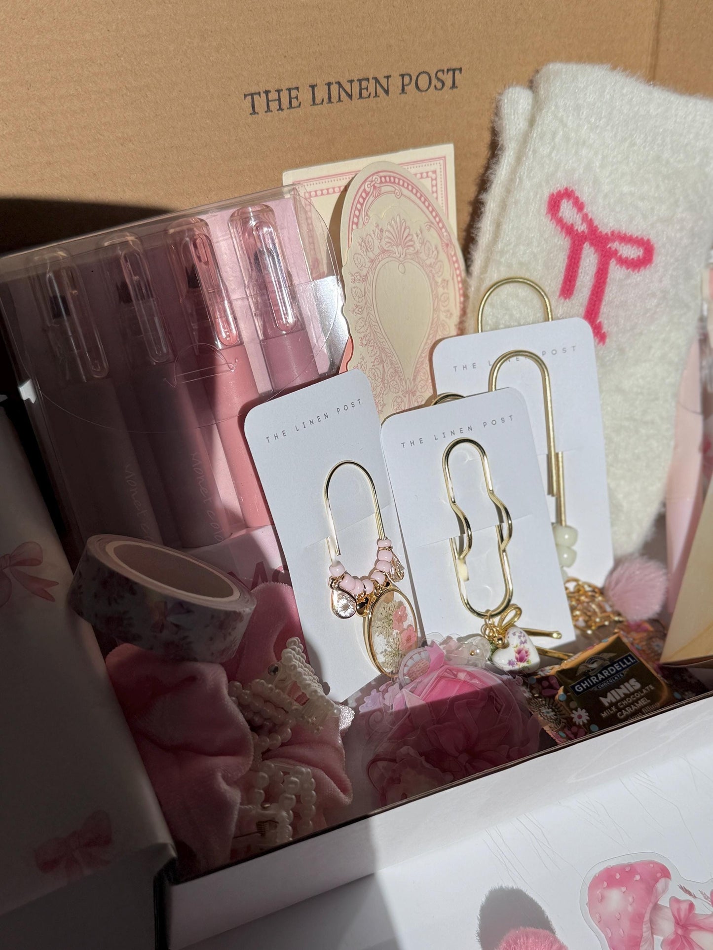 Planner Gift Box: Pink Stationery Set with Clips, Pens & Cozy Extras (Limited)