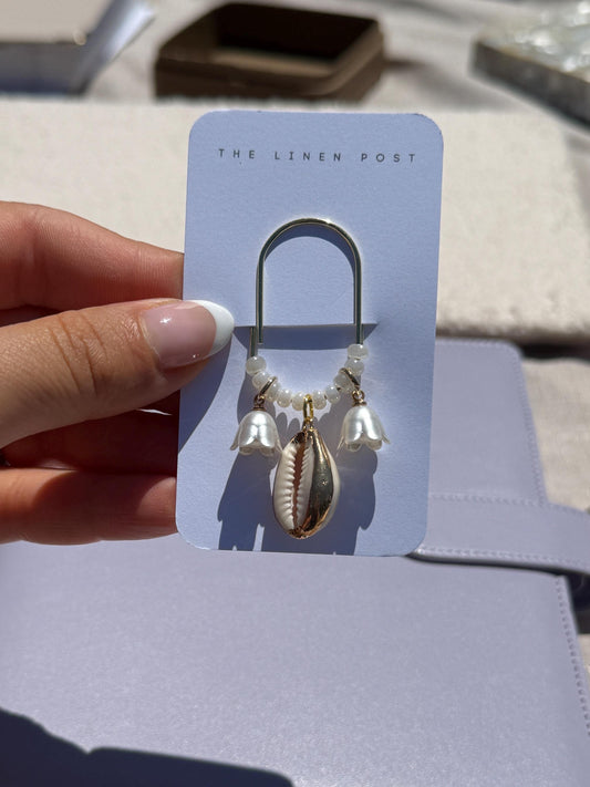 Seashell Floral Planner Clip